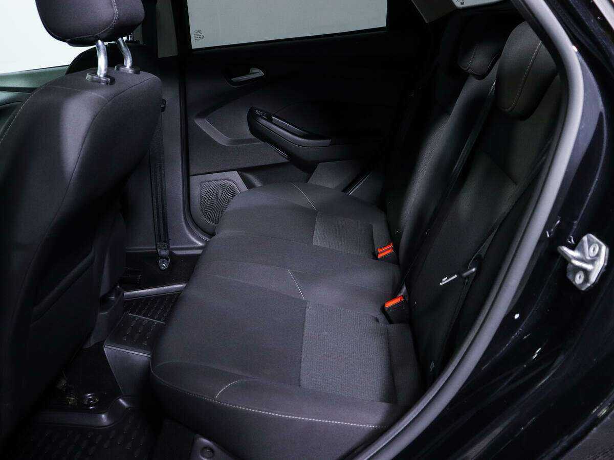 Купить Ford Focus с пробегом. Фото: #8