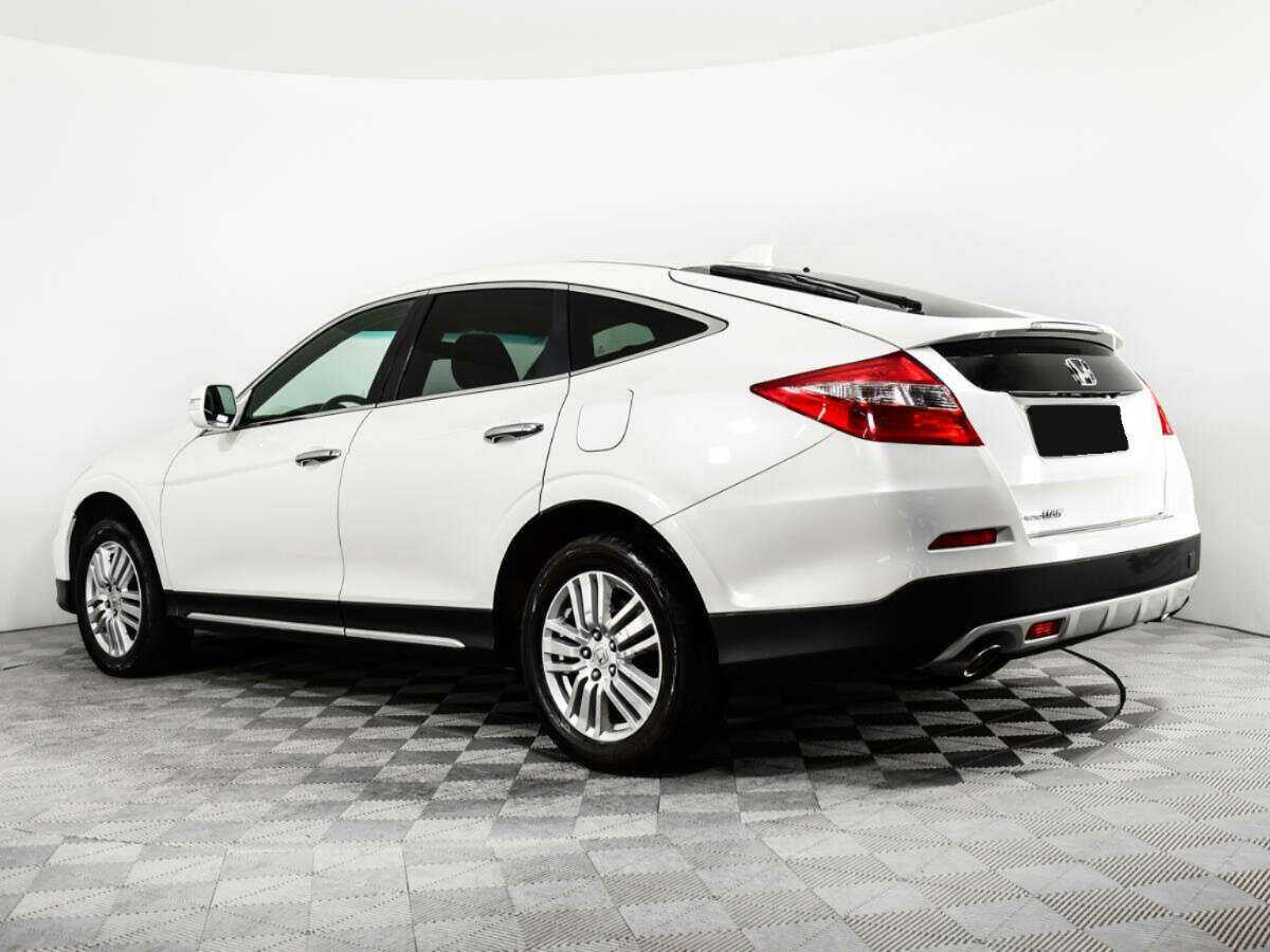 Купить Honda Crosstour с пробегом. Фото: #6