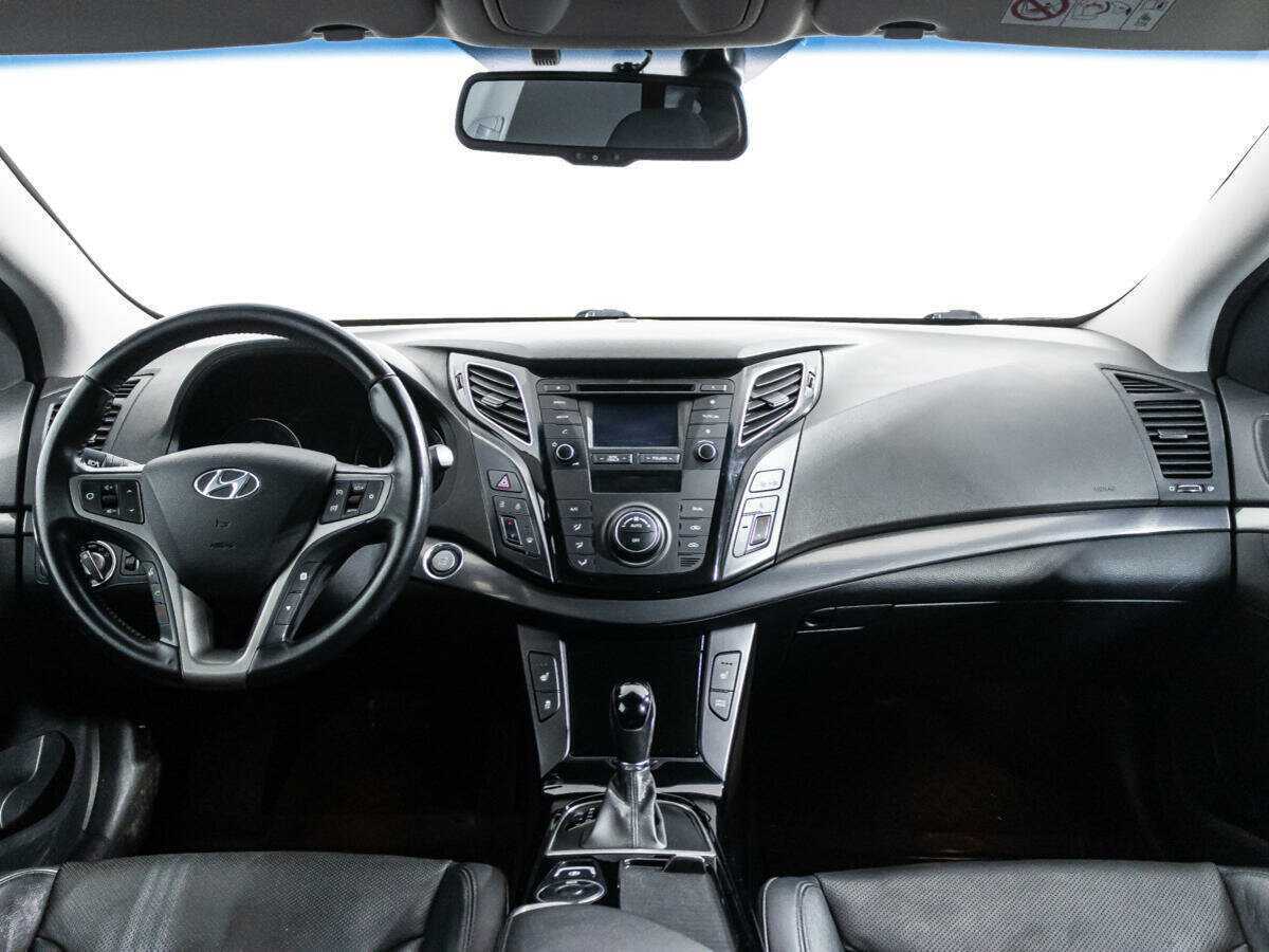 Купить Hyundai i40 с пробегом. Фото: #12