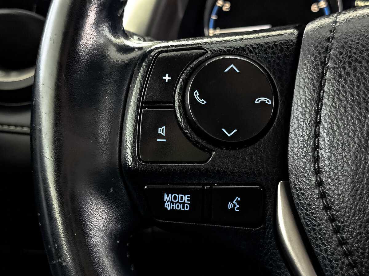 Купить Toyota RAV4 с пробегом. Фото: #24