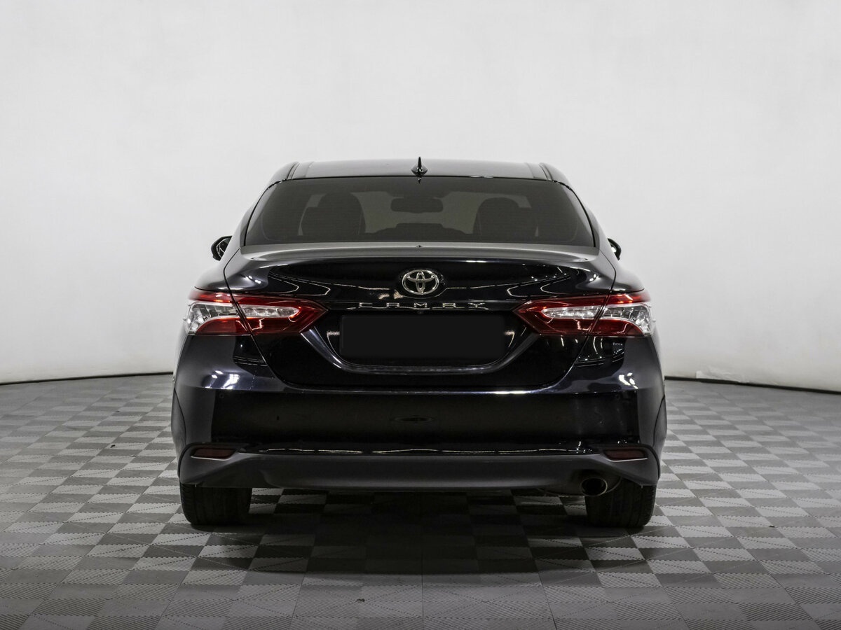 Купить Toyota Camry с пробегом. Фото: #4