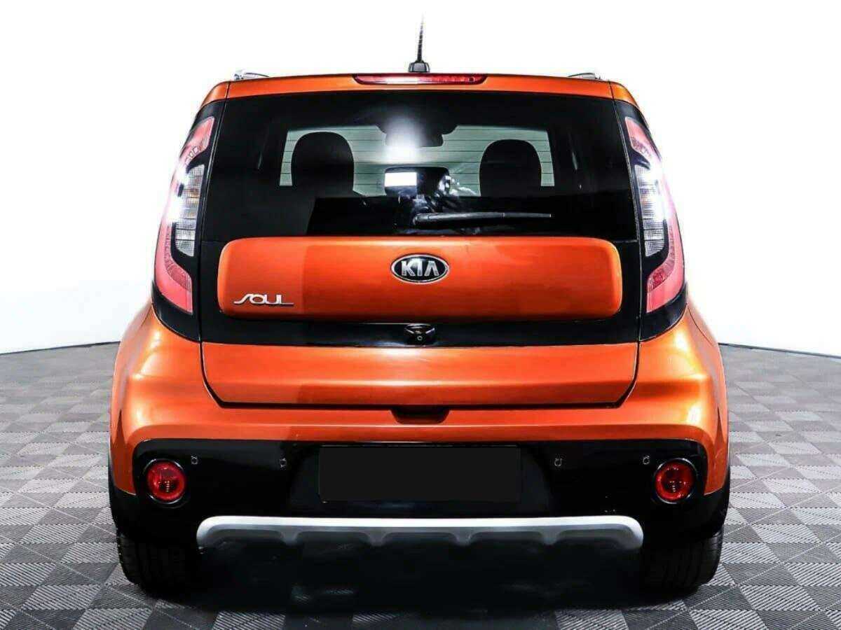 Купить Kia Soul с пробегом. Фото: #5