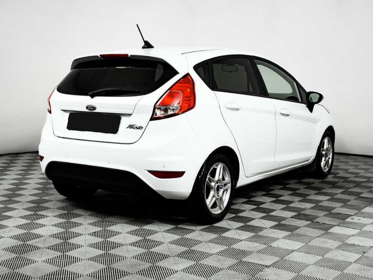 Купить Ford Fiesta с пробегом. Фото: #4