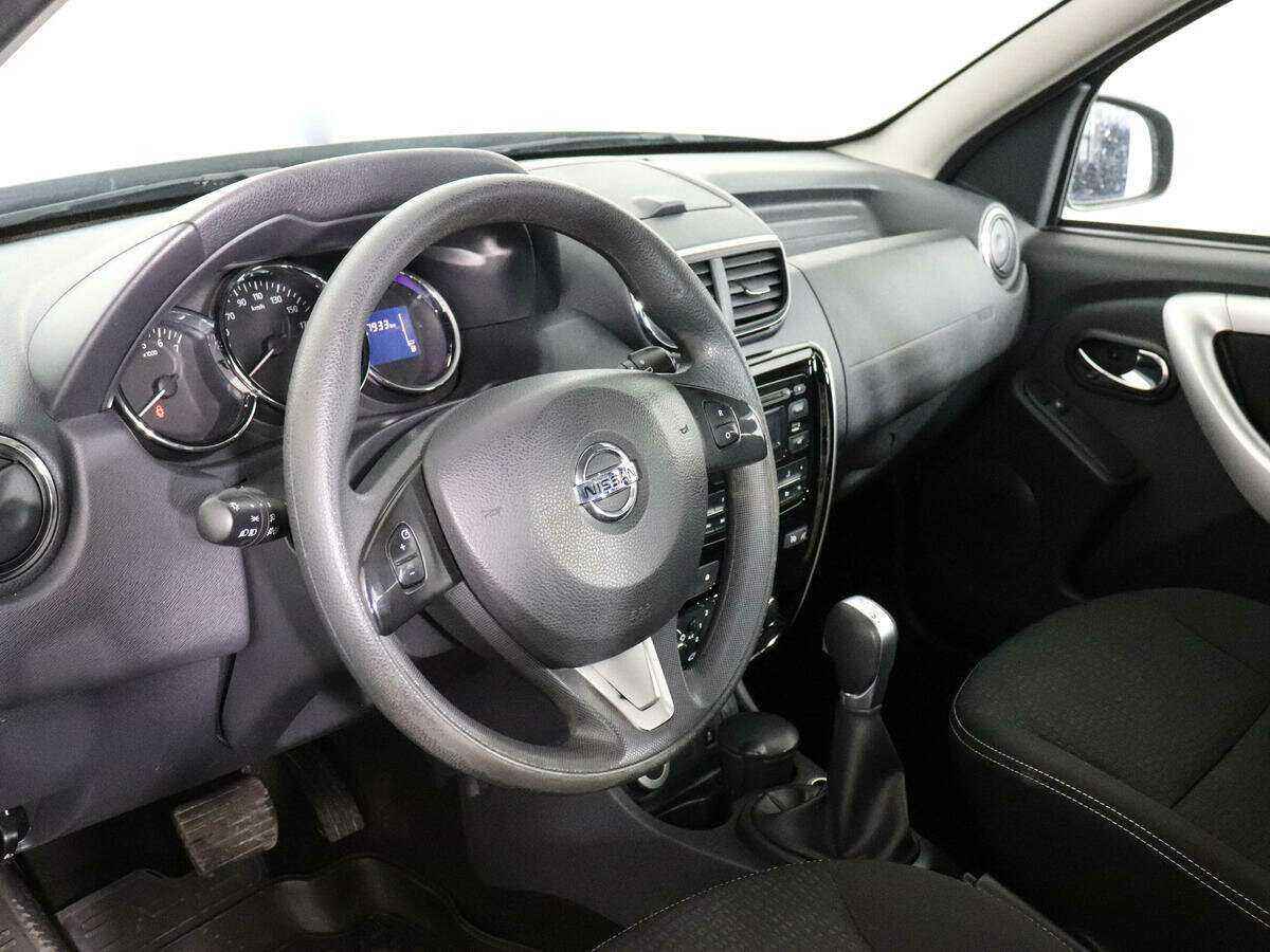 Купить Nissan Terrano с пробегом. Фото: #7