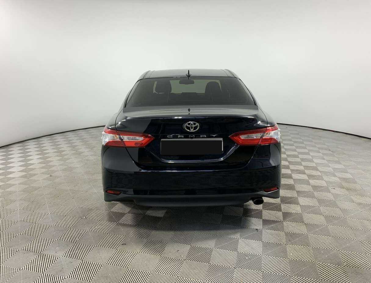 Купить Toyota Camry с пробегом. Фото: #5