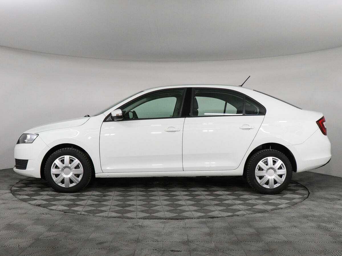 Купить Skoda Rapid с пробегом. Фото: #0