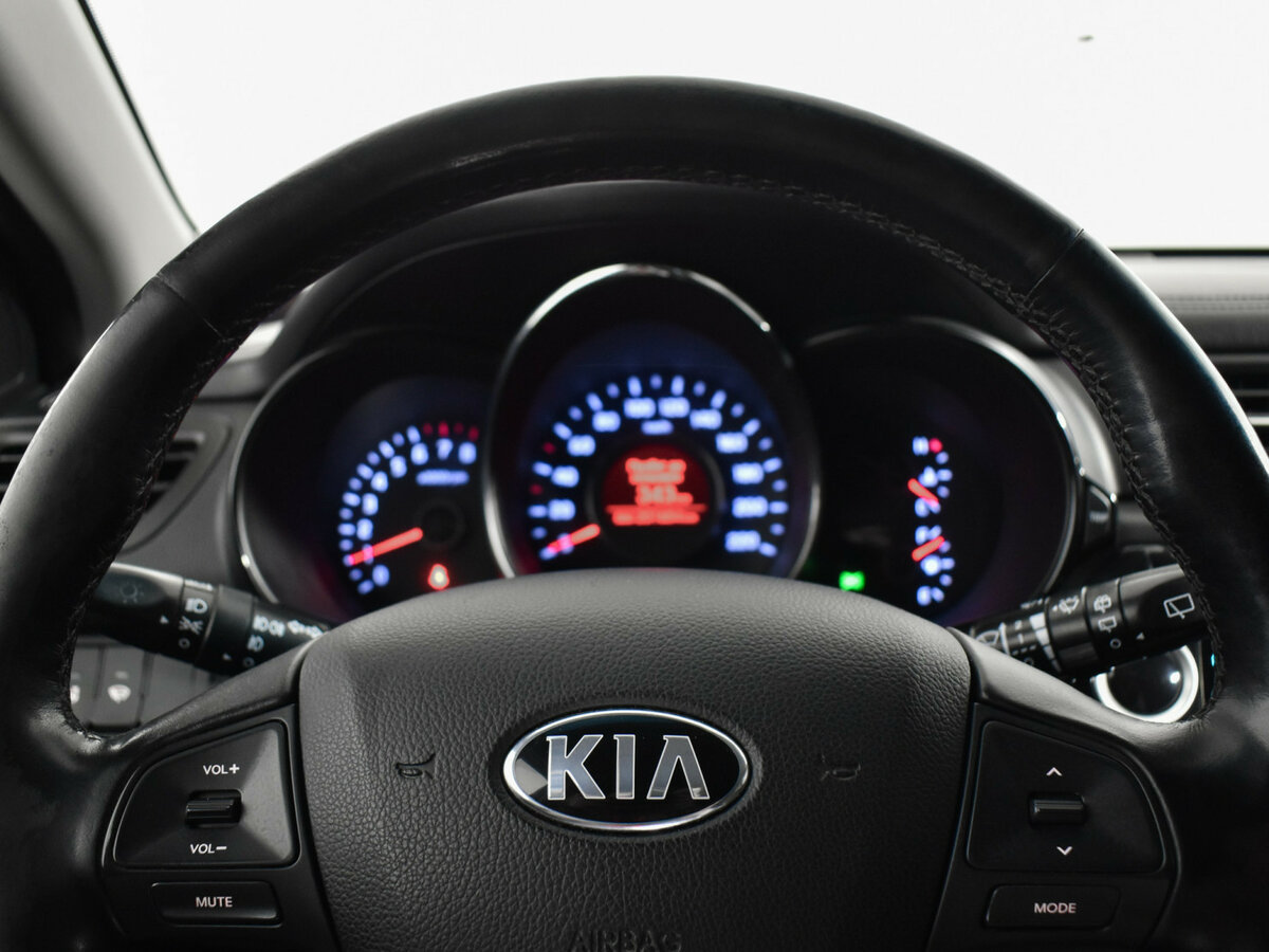 Купить Kia Rio с пробегом. Фото: #13