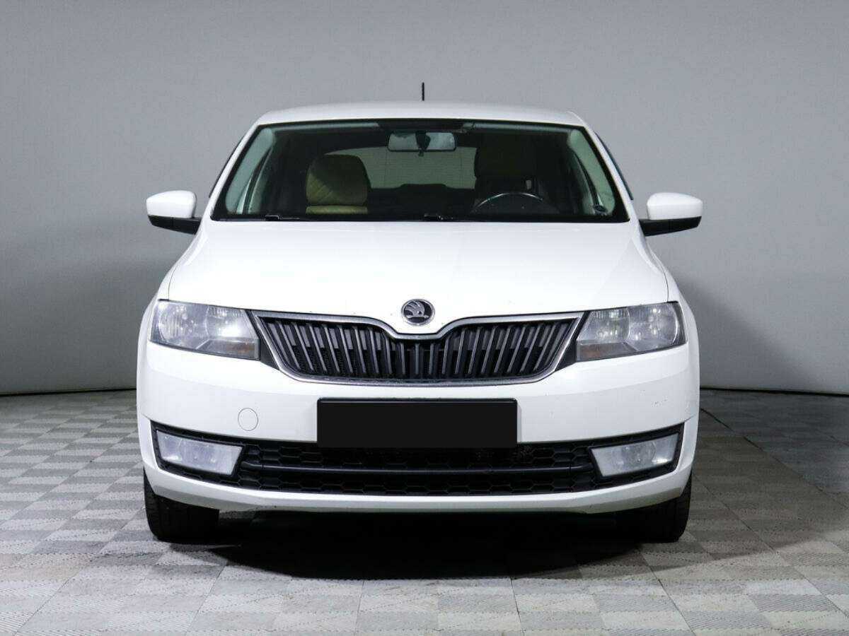 Купить Skoda Rapid с пробегом. Фото: #1
