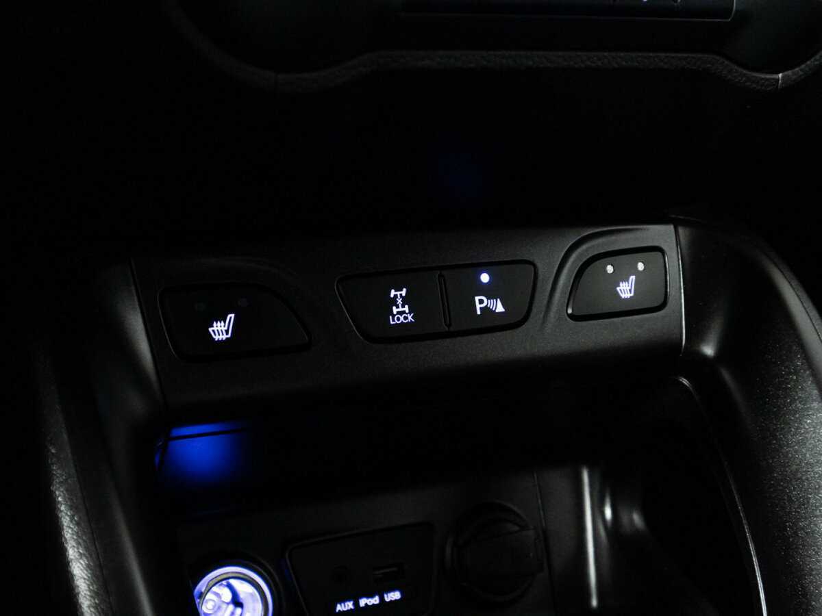 Купить Hyundai ix35 с пробегом. Фото: #18