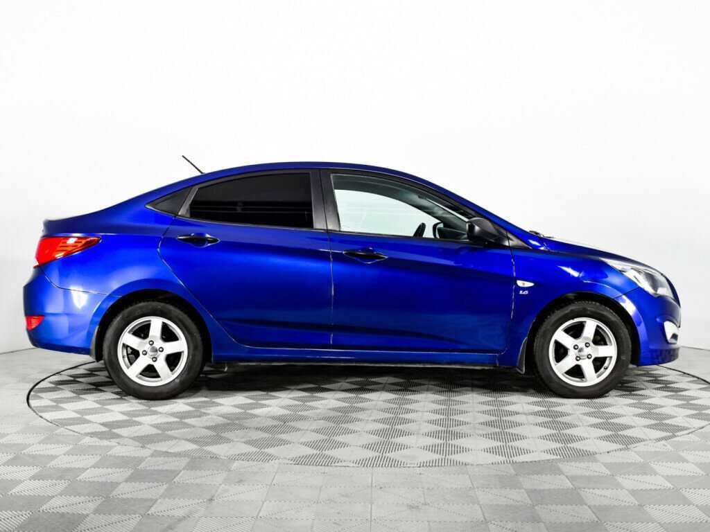 Купить Hyundai Solaris с пробегом. Фото: #3