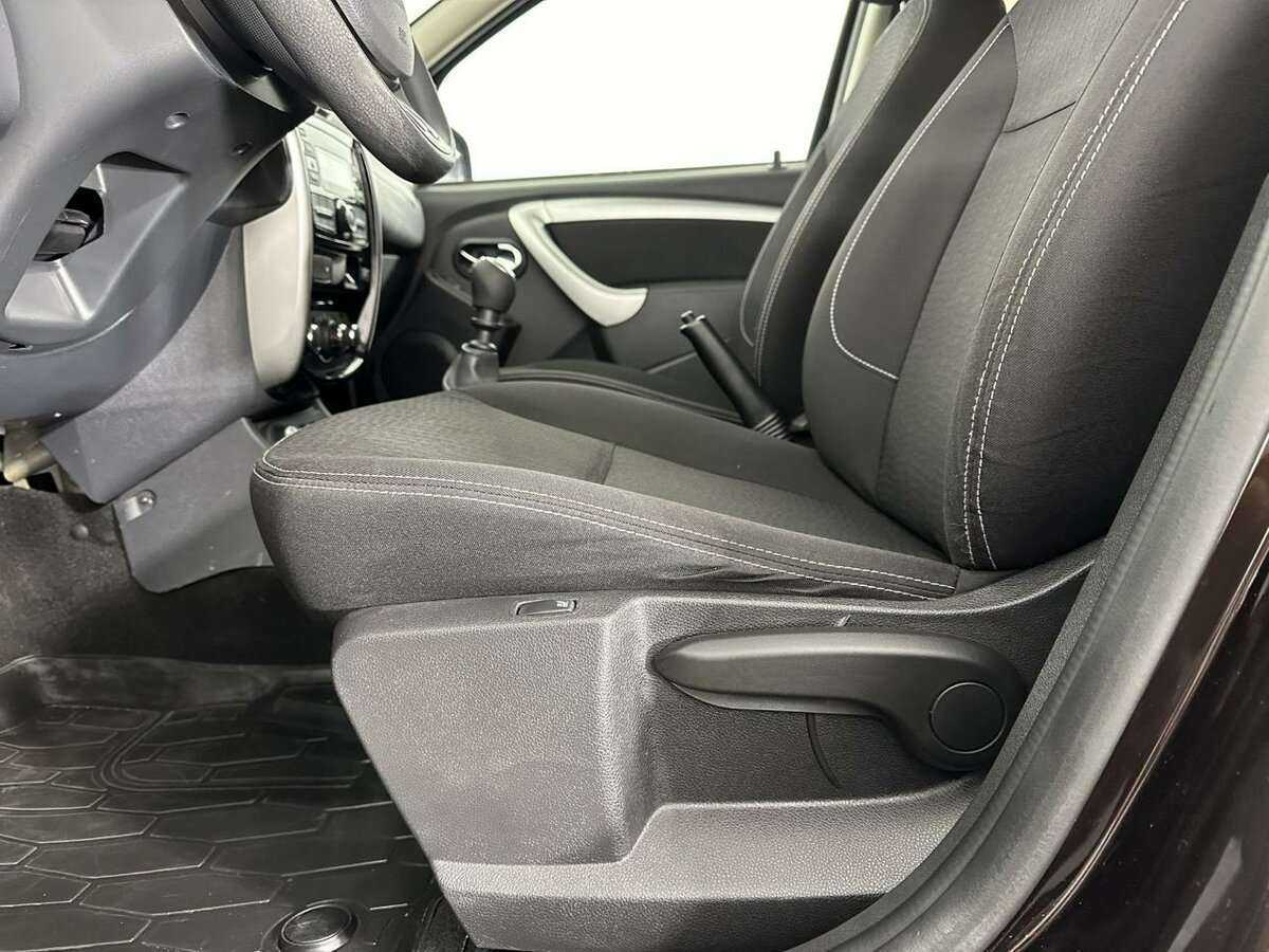 Купить Nissan Terrano с пробегом. Фото: #8