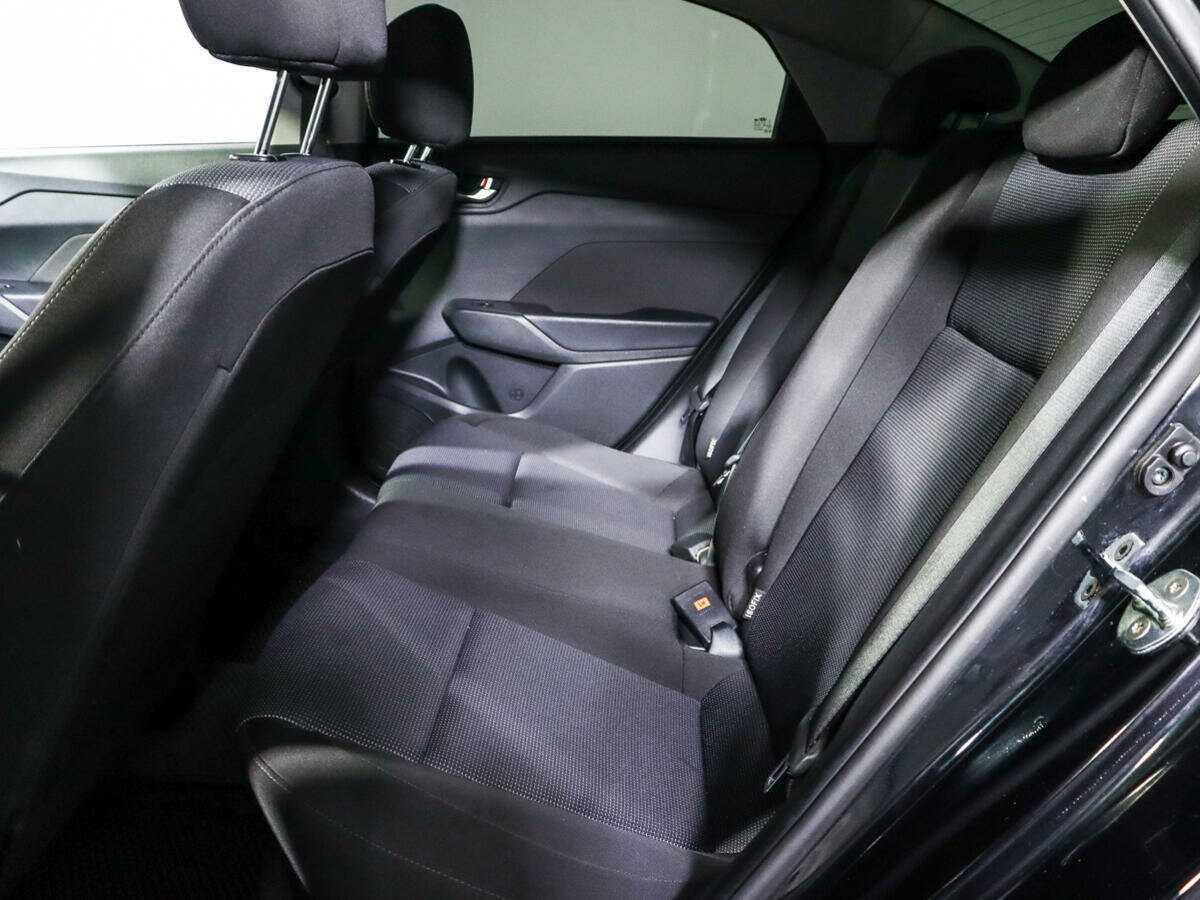 Купить Hyundai Solaris с пробегом. Фото: #7