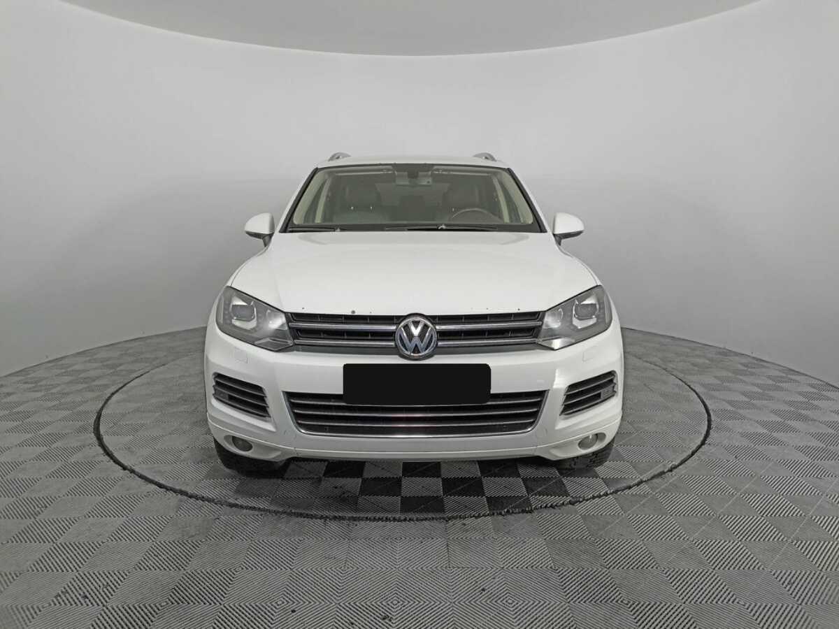 Купить Volkswagen Touareg с пробегом. Фото: #1