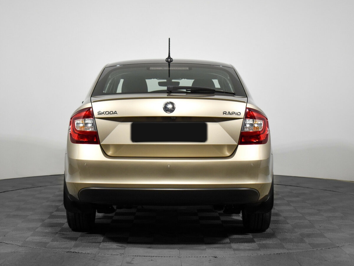 Купить Skoda Rapid с пробегом. Фото: #5