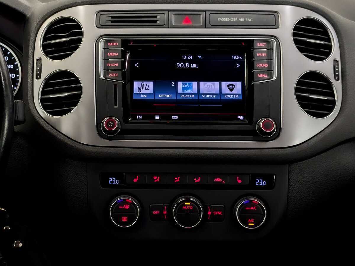 Купить Volkswagen Tiguan с пробегом. Фото: #14