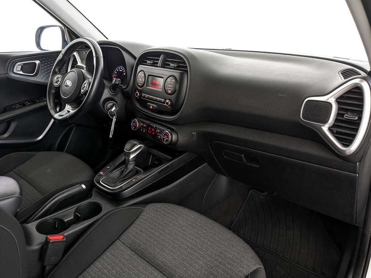 Купить Kia Soul с пробегом. Фото: #8