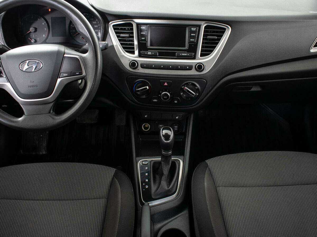 Купить Hyundai Solaris с пробегом. Фото: #7