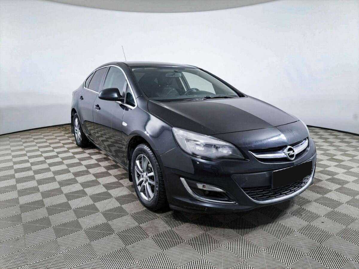 Купить Opel Astra с пробегом. Фото: #2
