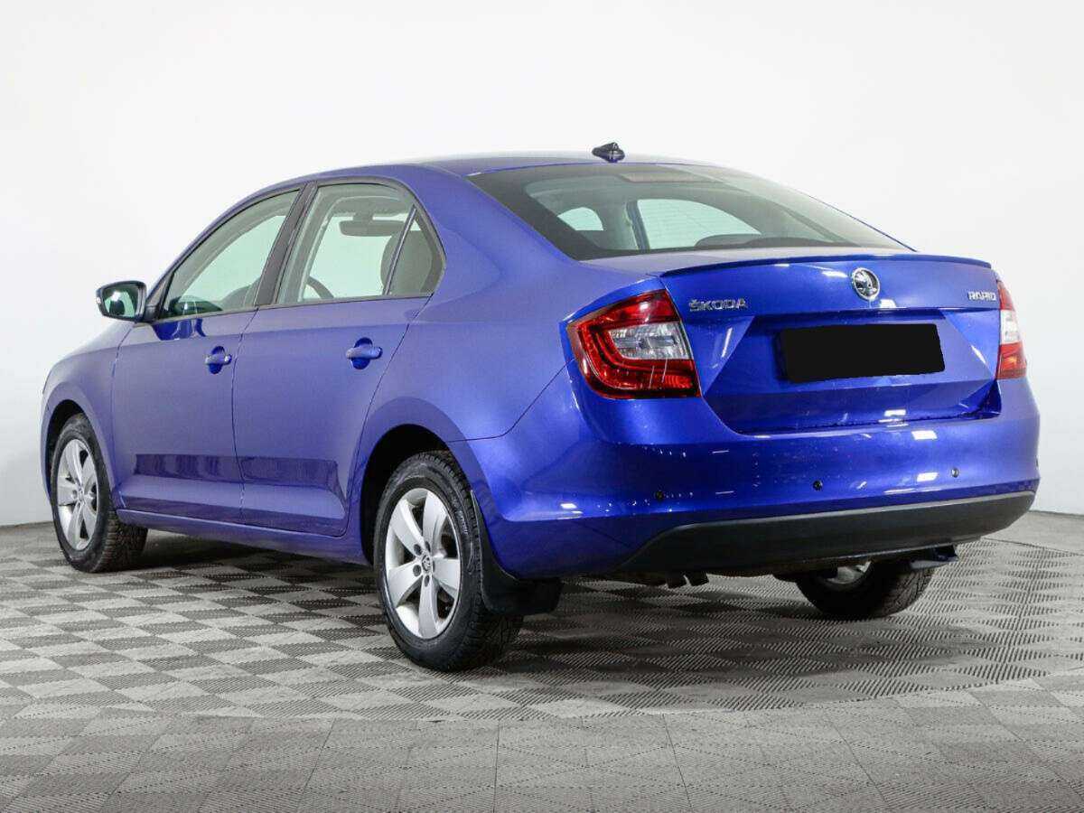 Купить Skoda Rapid с пробегом. Фото: #6