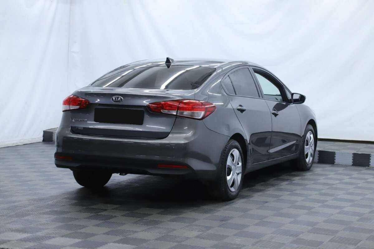Купить Kia Cerato с пробегом. Фото: #3