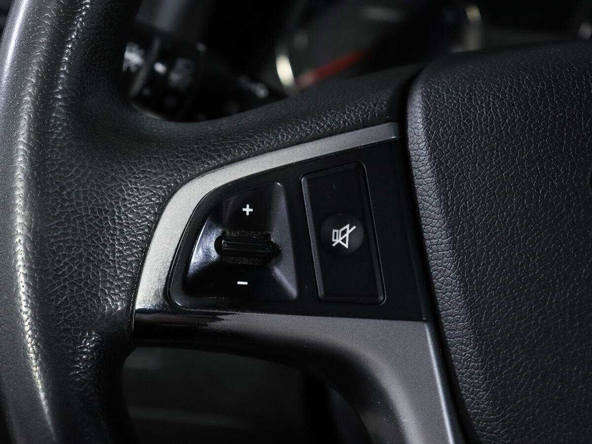 Купить Hyundai Solaris с пробегом. Фото: #14