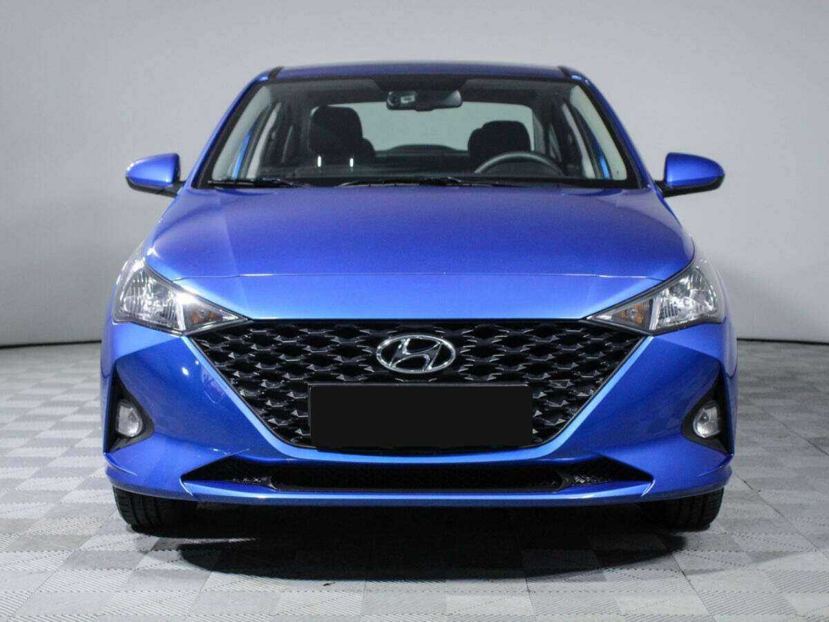 Купить Hyundai Solaris с пробегом. Фото: #1