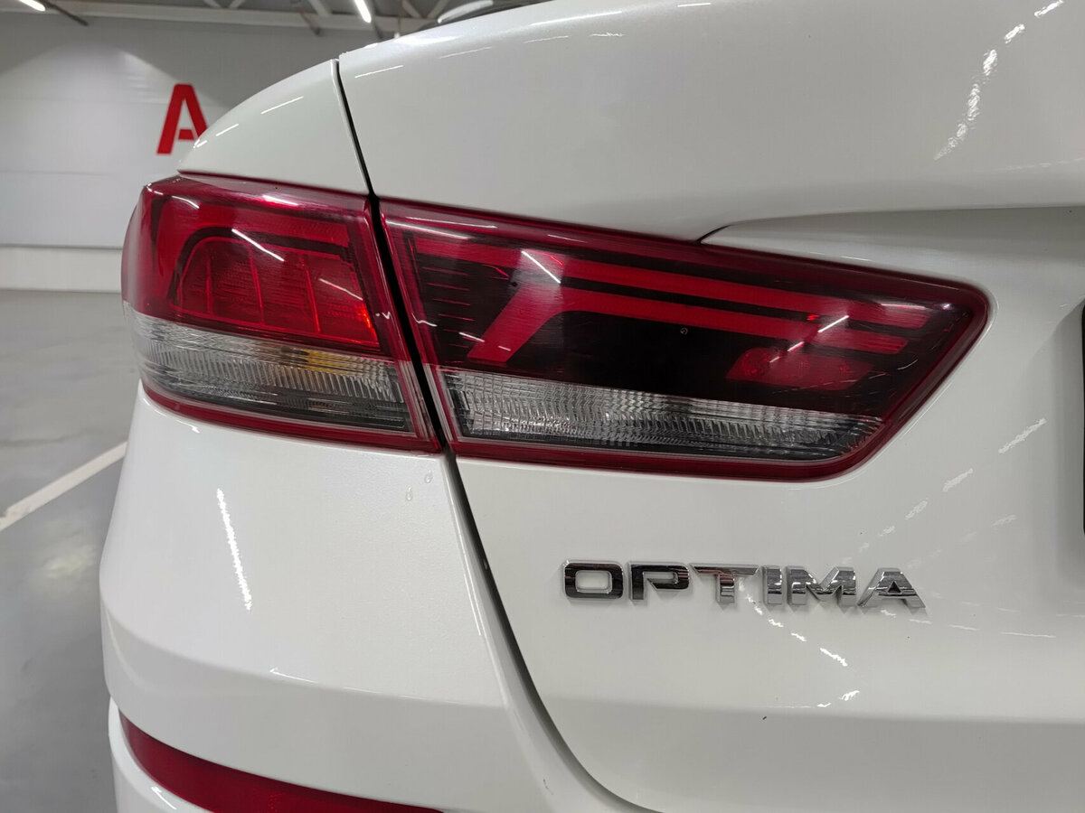 Купить Kia Optima с пробегом. Фото: #8