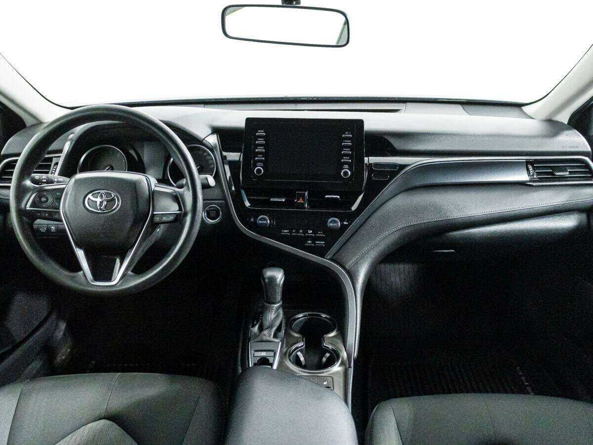 Купить Toyota Camry с пробегом. Фото: #12