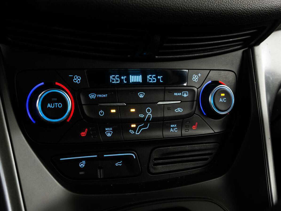 Купить Ford Kuga с пробегом. Фото: #10