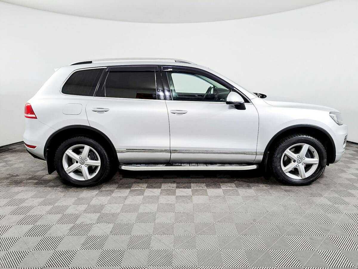 Купить Volkswagen Touareg с пробегом. Фото: #3