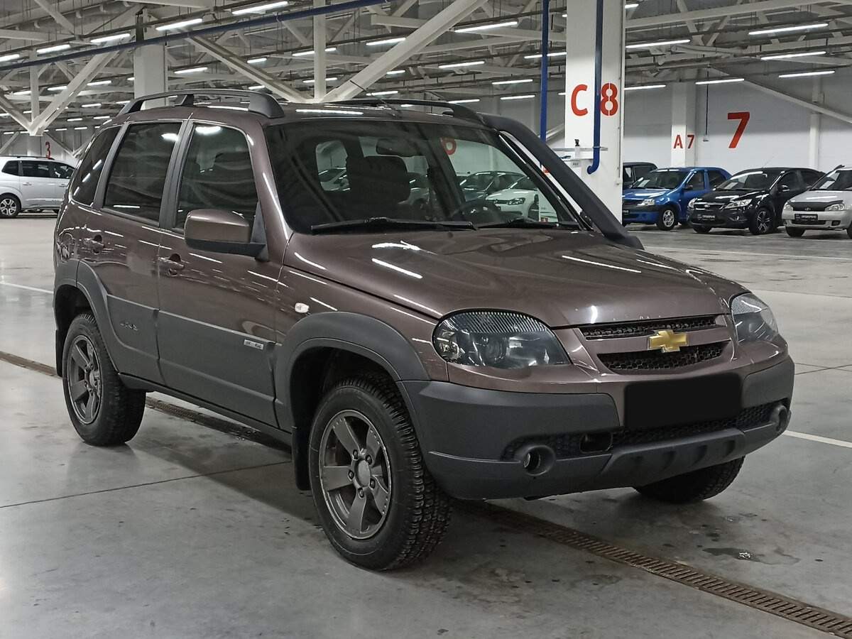 Купить Chevrolet Niva с пробегом. Фото: #2
