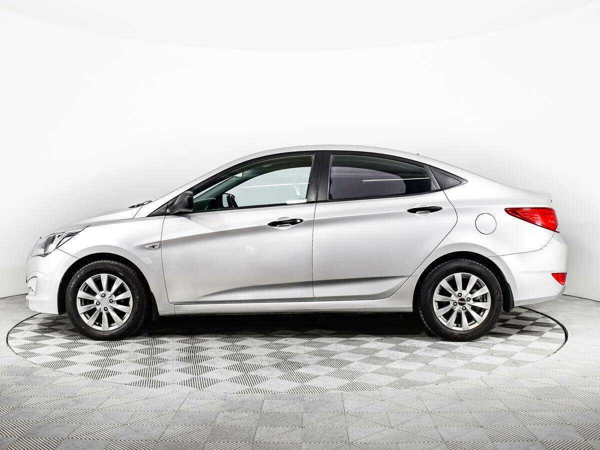 Купить Hyundai Solaris с пробегом. Фото: #7