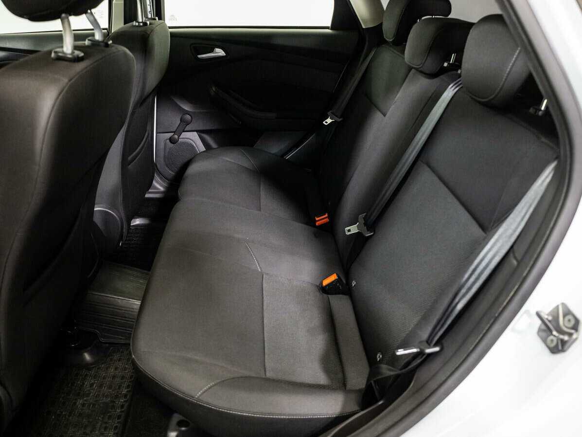 Купить Ford Focus с пробегом. Фото: #9