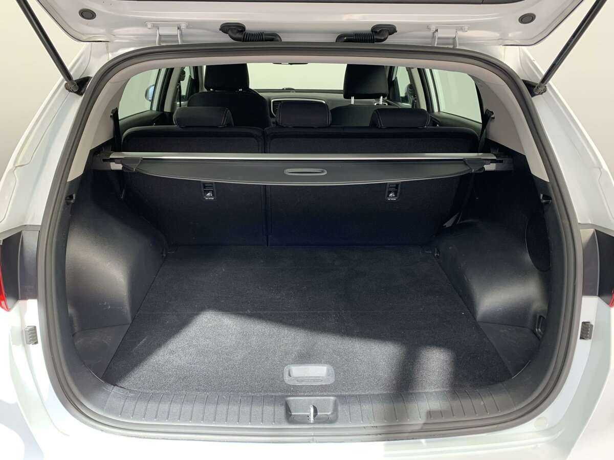 Купить Kia Sportage с пробегом. Фото: #8