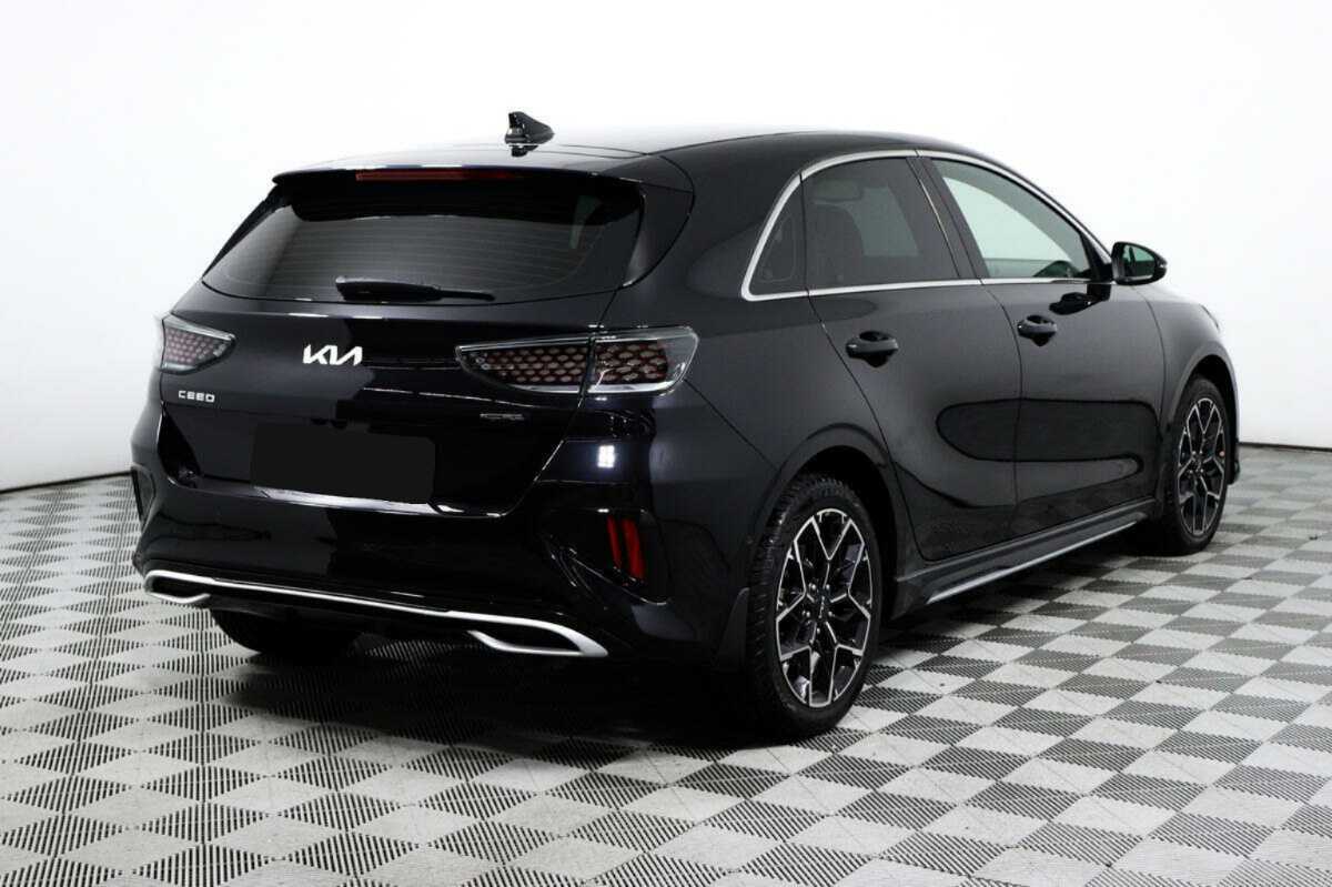 Купить Kia Ceed с пробегом. Фото: #4