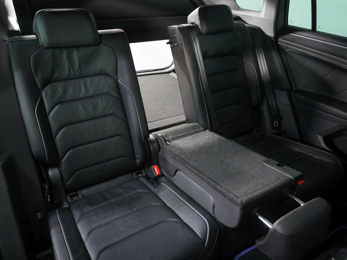 Купить Volkswagen Tiguan с пробегом. Фото: #23