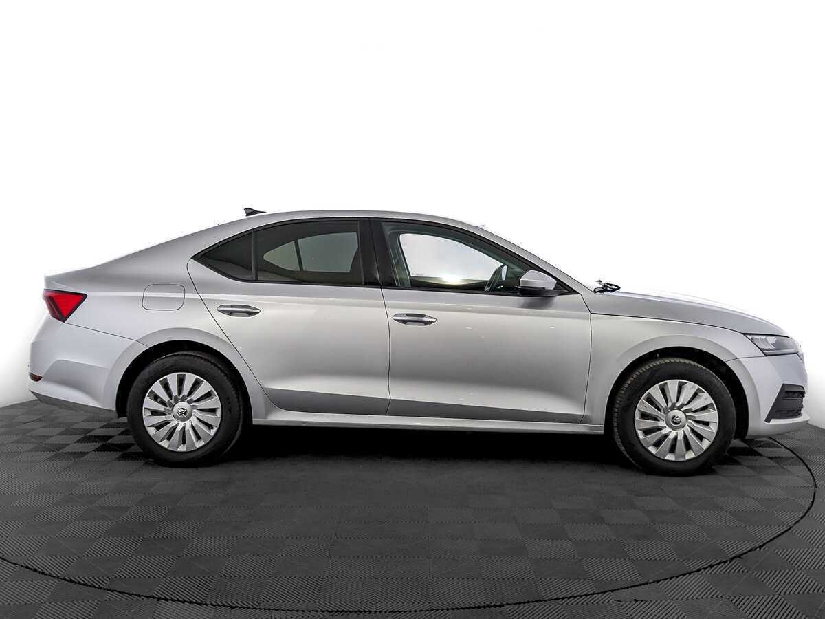 Купить Skoda Octavia с пробегом. Фото: #3
