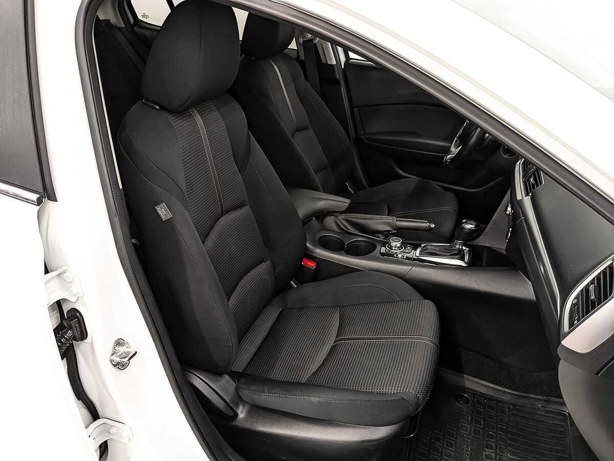 Купить Mazda 3 с пробегом. Фото: #21