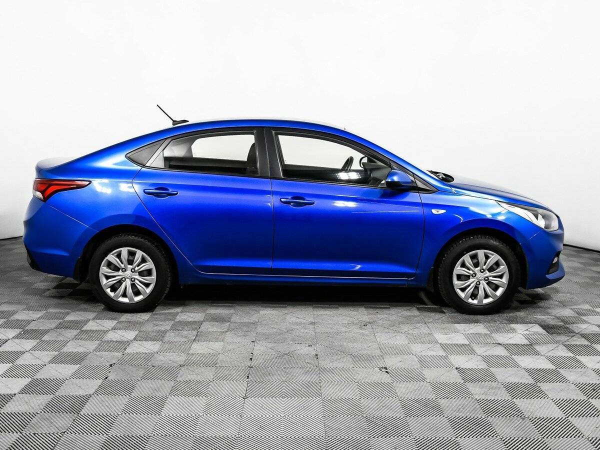 Купить Hyundai Solaris с пробегом. Фото: #3