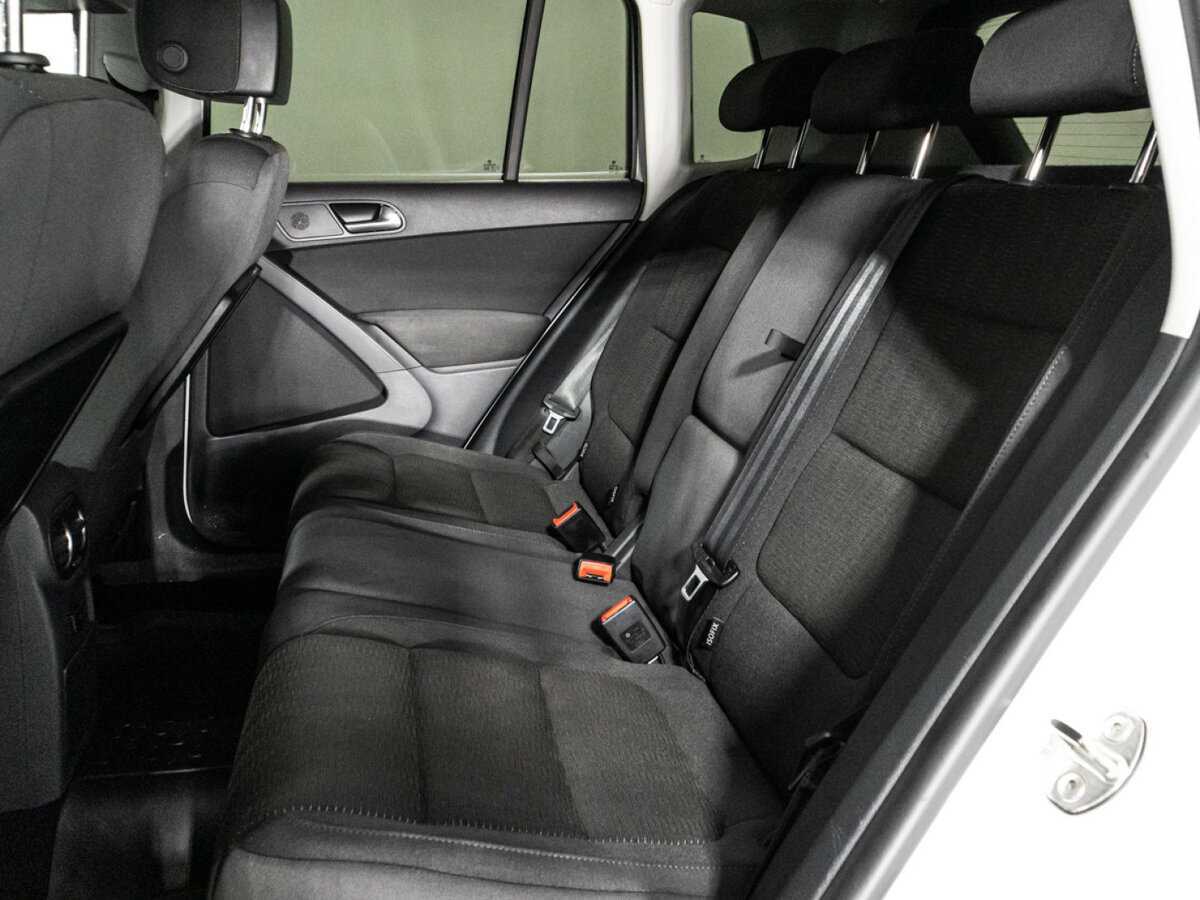Купить Volkswagen Tiguan с пробегом. Фото: #9