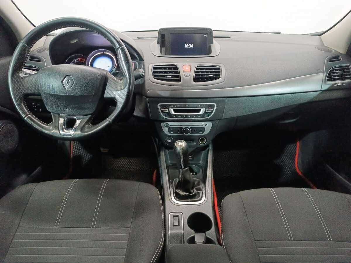 Купить Renault Fluence с пробегом. Фото: #8