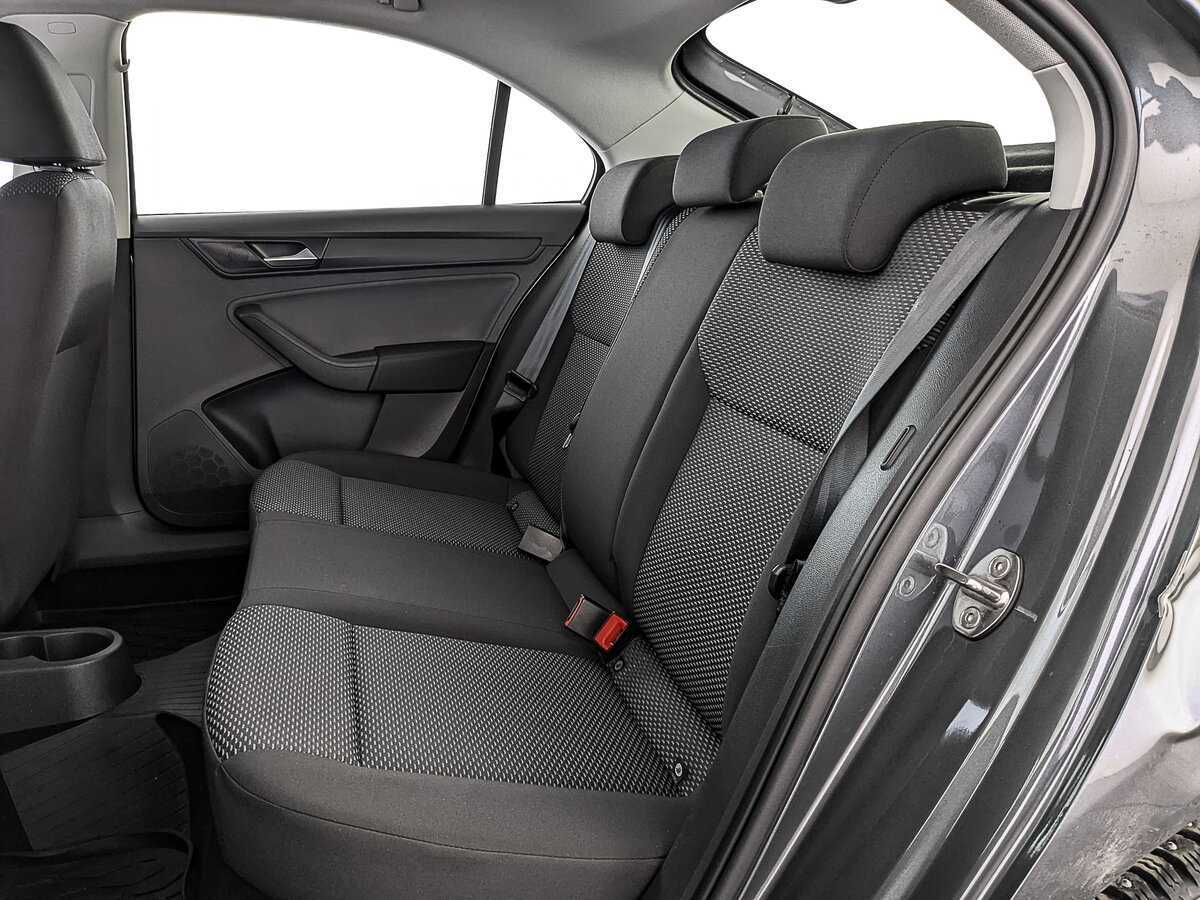 Купить Volkswagen Polo с пробегом. Фото: #17