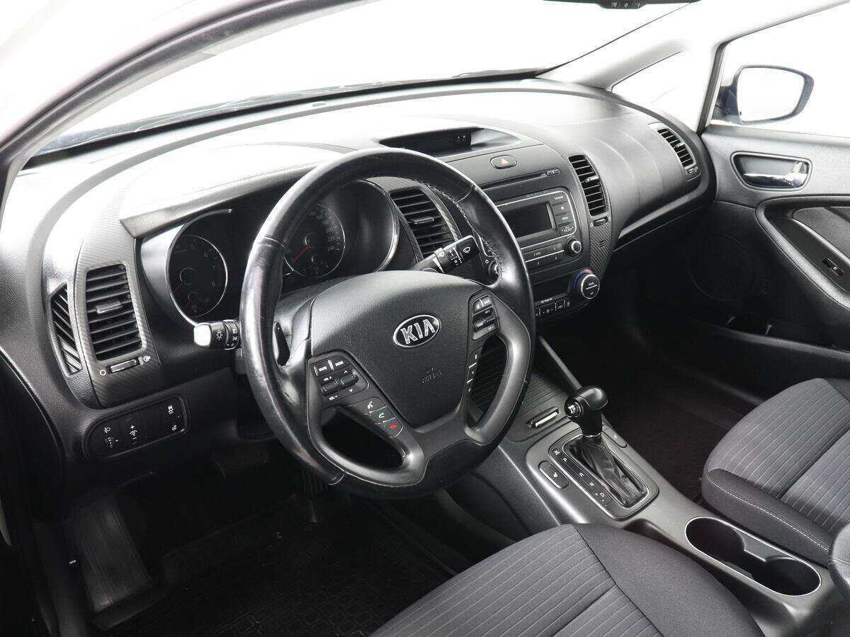 Купить Kia Cerato с пробегом. Фото: #8