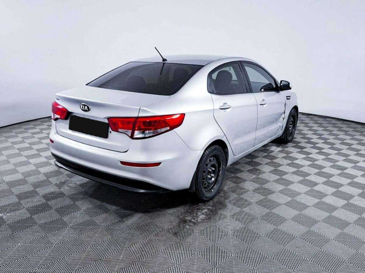 Купить Kia Rio с пробегом. Фото: #4