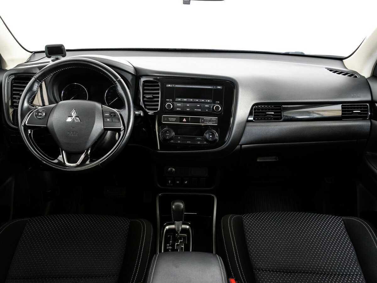Купить Mitsubishi Outlander с пробегом. Фото: #7