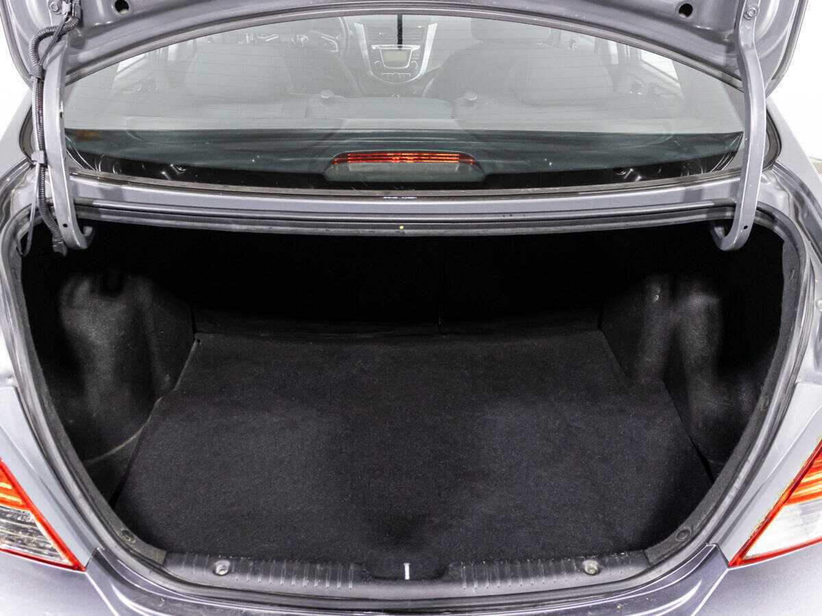 Купить Hyundai Solaris с пробегом. Фото: #14