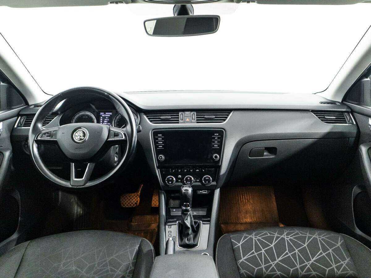 Купить Skoda Octavia с пробегом. Фото: #12