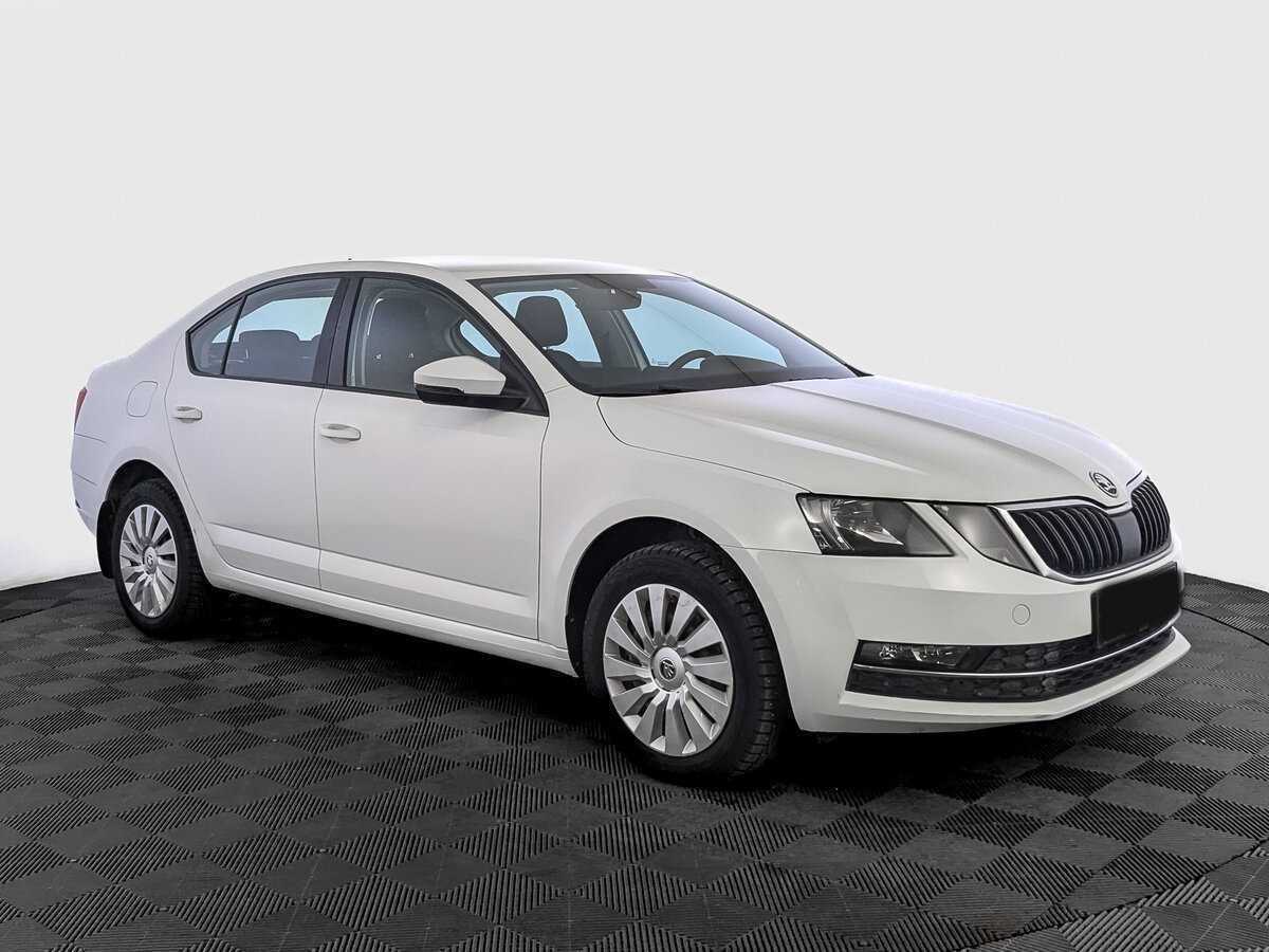 Купить Skoda Octavia с пробегом. Фото: #2