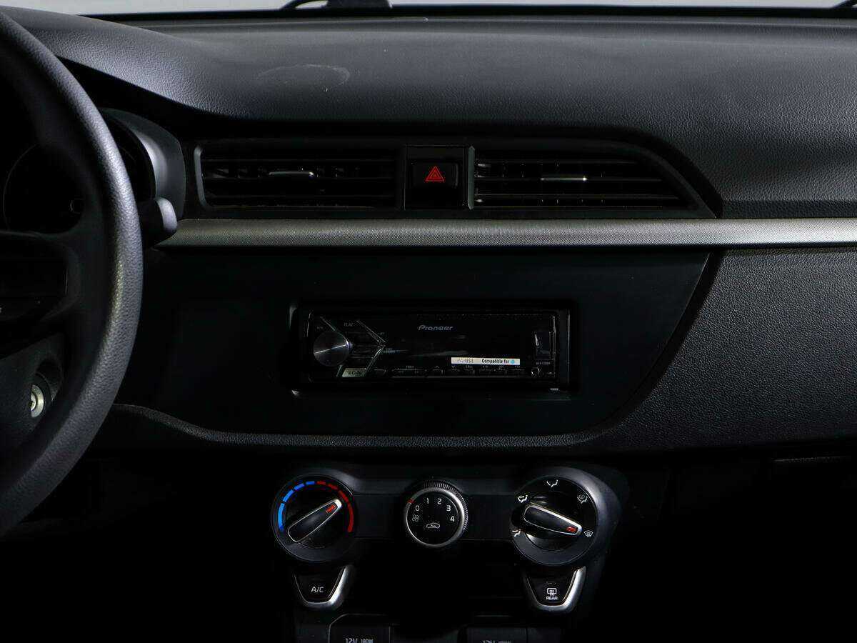 Купить Kia Rio с пробегом. Фото: #10