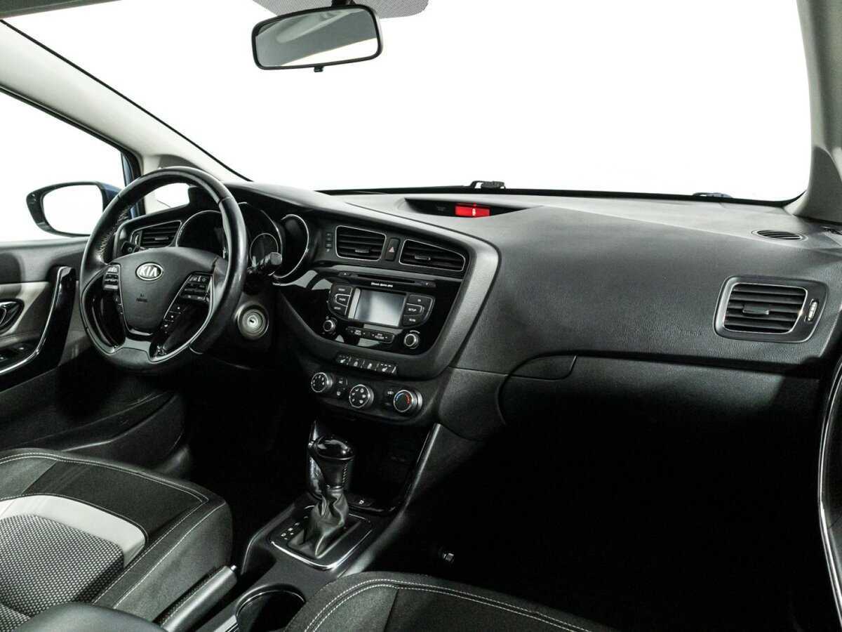 Купить Kia Ceed с пробегом. Фото: #8